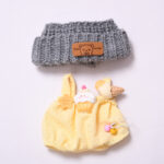 Yellow suspenders+Grey hat